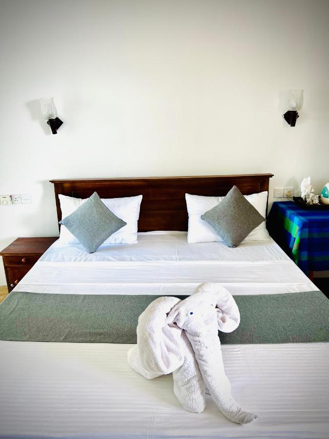 Asha Beach By Moonstone Hotel Tangalle Exterior photo